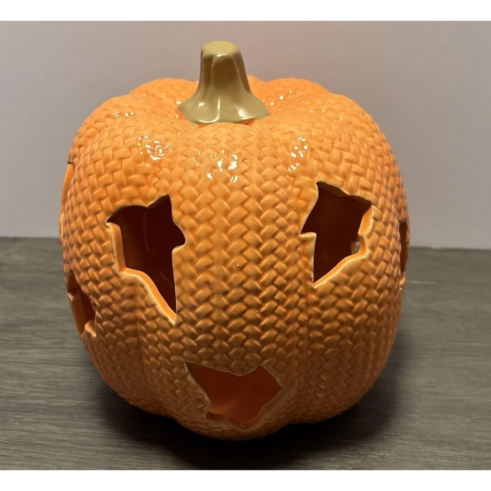Ceramic Fall Halloween Lighted Pumpkin‎ Leaf Cutouts